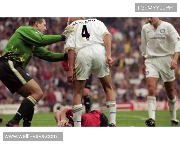 足球巨星的噩梦时刻：赛场上的痛苦与失落背后故事